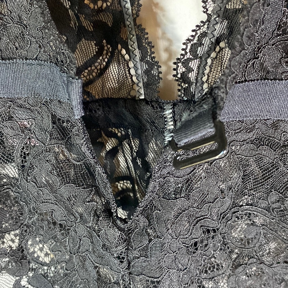 Victoria’s Secret Plunge V-Neck Sheer Black Lace Teddy Body Suit Ladies Large - Picture 11 of 16